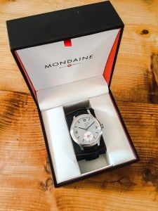 unboxing mondaine smart helvetica 1